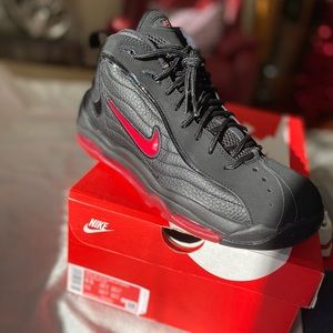 NIKE AIR TOTAL MAX UPTEMPO ‘BRED’ SIZE 9.5M